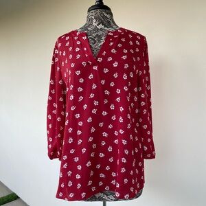 Floral Red Women's Top by Market Spruce size XL